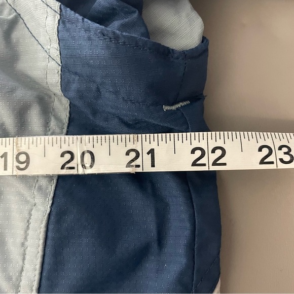 Columbia Packable Fishing Coat – Zip-Off Sleeves, Blue, Size Medium - Picture 8 of 9